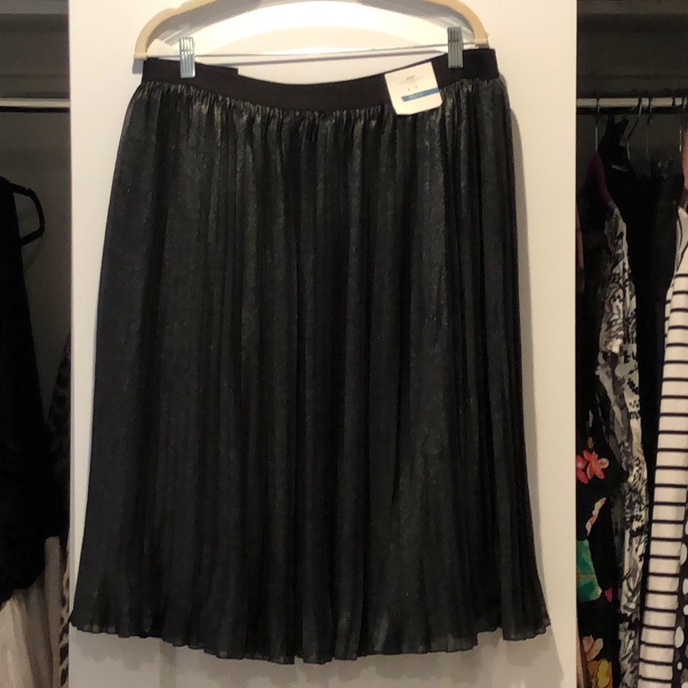 Never Worn Black Shimmer Skirt
